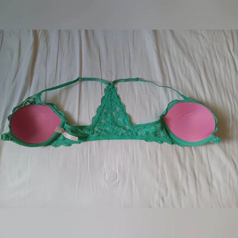 PINK Victoria's Secret Light Green Lace Date Racerback Push-up Bra. 32C - Picture 7 of 10